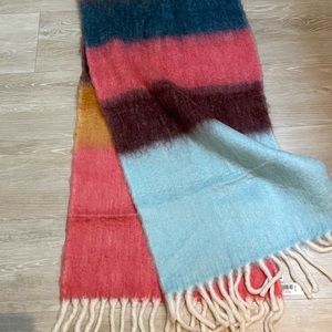 Gap Scarf NWT